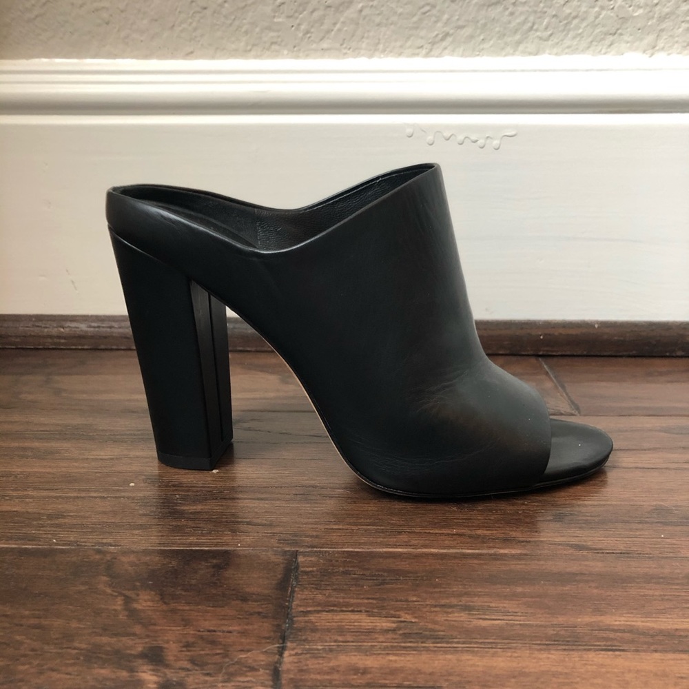 Vince Alora Mule